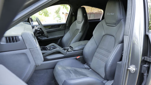 PORSCHE CAYENNE COUPE 5dr Tiptronic S view 10
